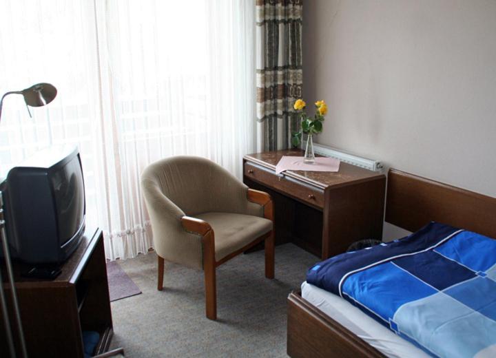 Hotel Haus Ammerland Bad Zwischenahn Room photo